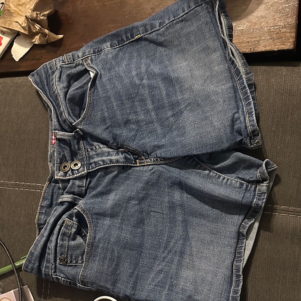 Denizen from Levi's Women's Classic Blue Jean Shorts